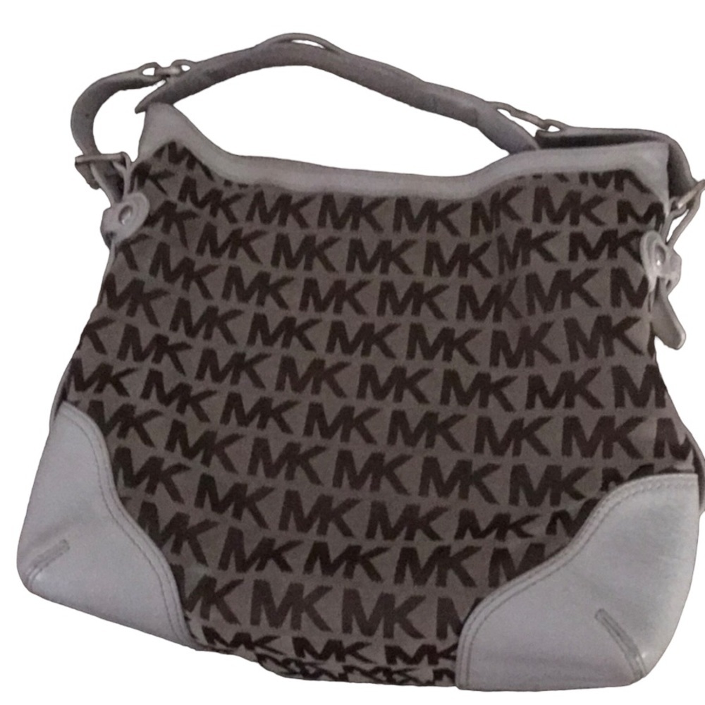 Micheal Kors white leather &  brown monogram canvas shoulder bag ,gold hardware